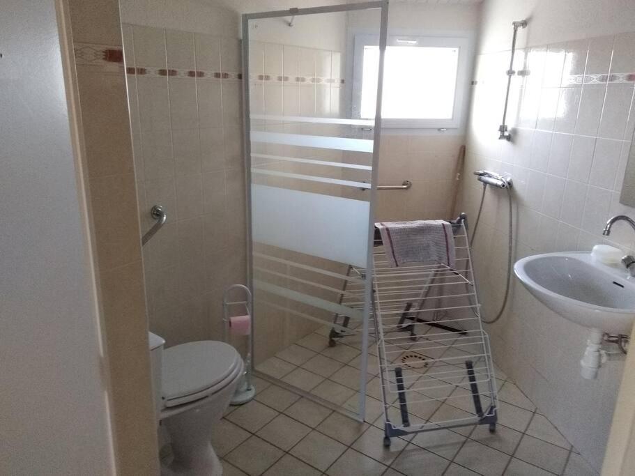 Maison Calme Proche Mer - La Roseraie Сен-Ілер-де-Р'єз Екстер'єр фото